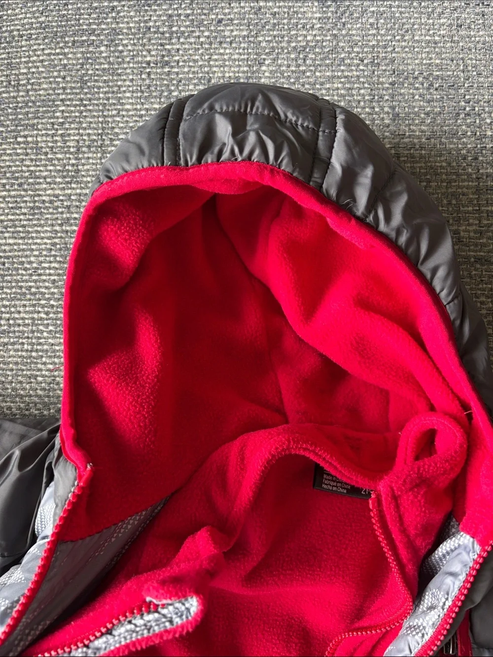 Snozu Toddler Gray + Red Double-Zip Puffer Jacket w/ Full Fleece Lining | Sz 2T